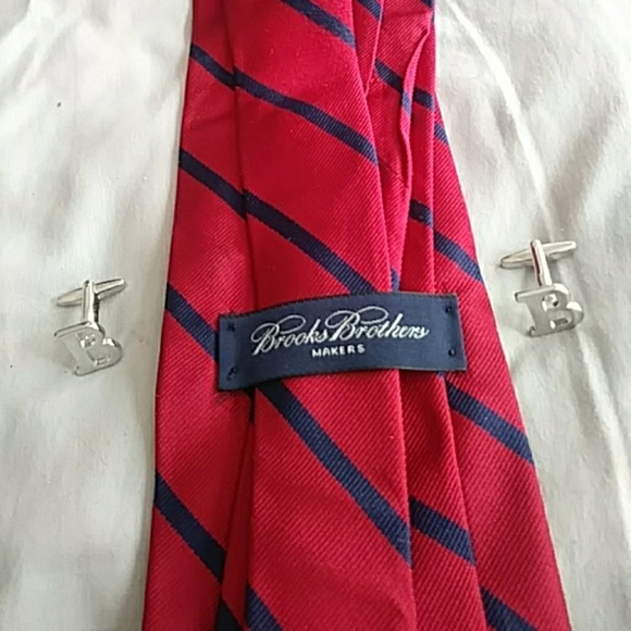 $ $100 Bundle. Bundle up to10 items in this Closet - Picture 3 of 8